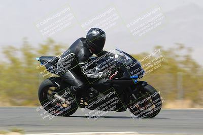 media/Mar-28-2022-Superbike Trackdays (Mon) [[b8603d0f67]]/Open Track Time/Turn 3 Inside/